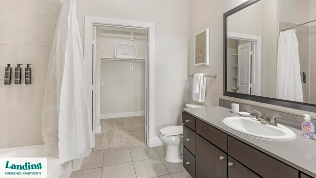 Building Photo - 3501 Ross Ave