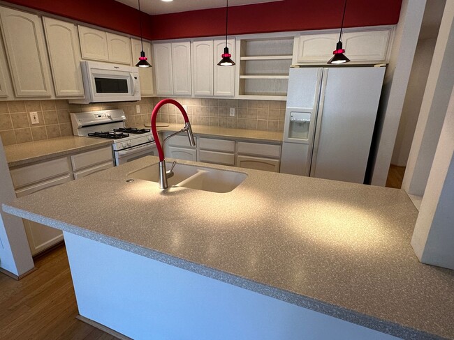 Building Photo - TOWNHOME - WEST SEDONA - VISTA MONTANA