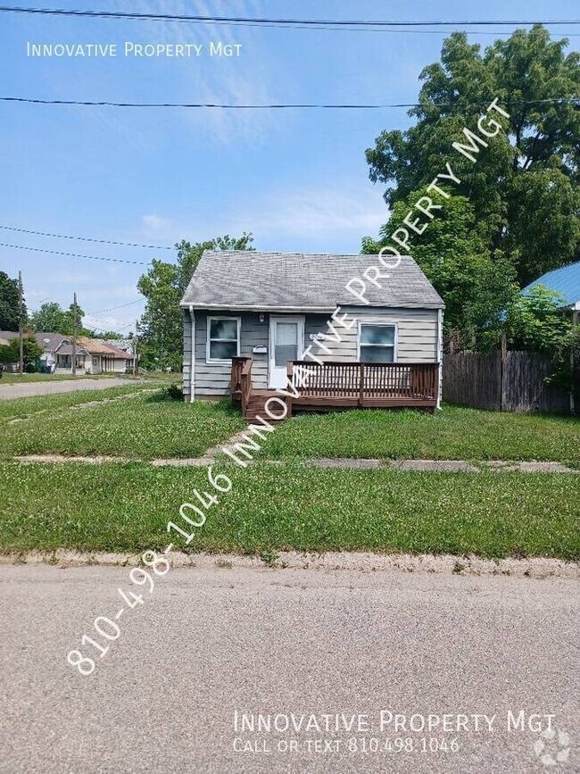 Building Photo - 2758 Brown St