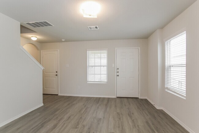 Foto del edificio - 13420 Andi Brook Ln