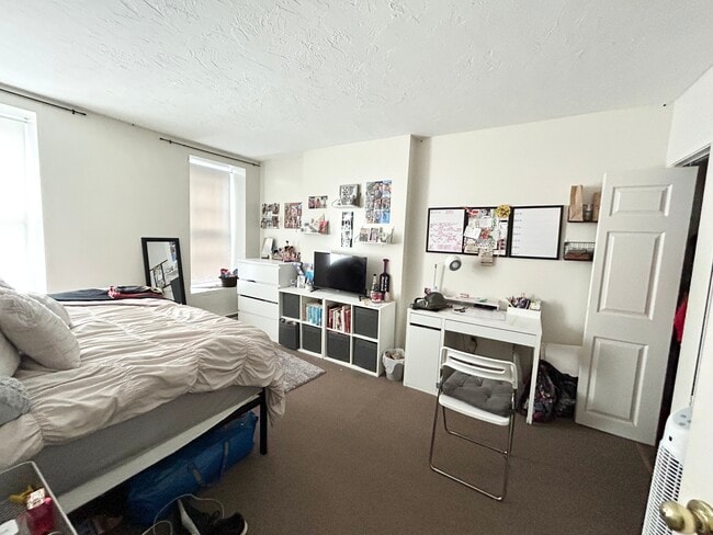 Foto del edificio - 75 Hammond St