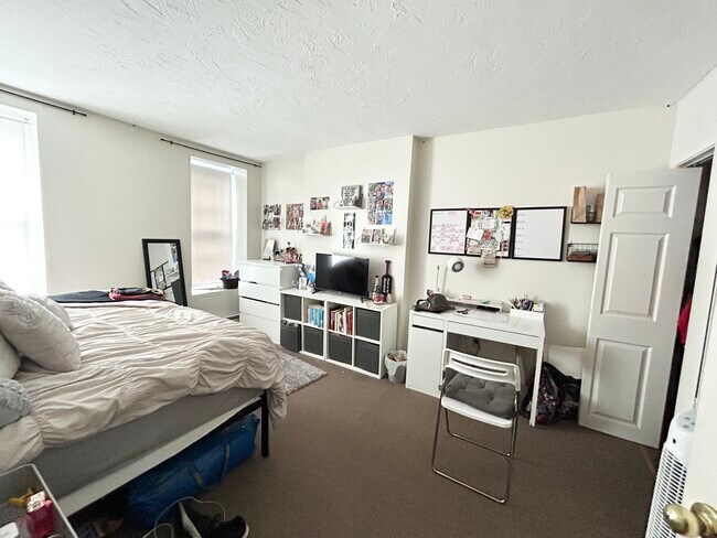 Foto del edificio - 75 Hammond St