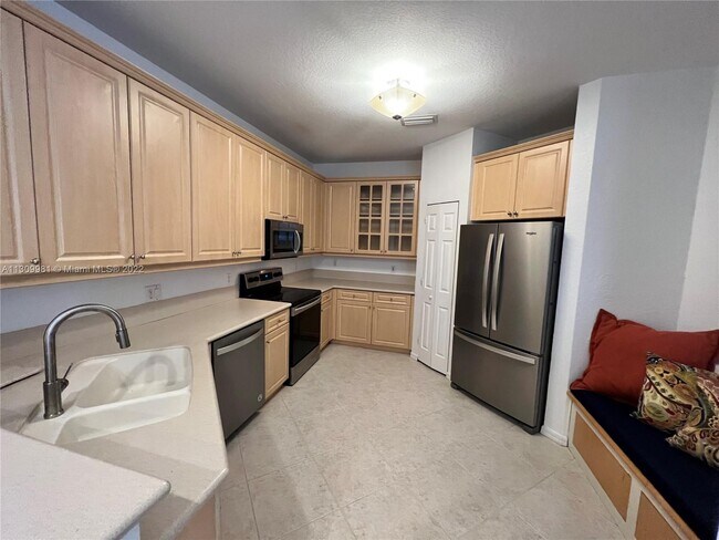 Foto del edificio - 5737 NW 119th Dr