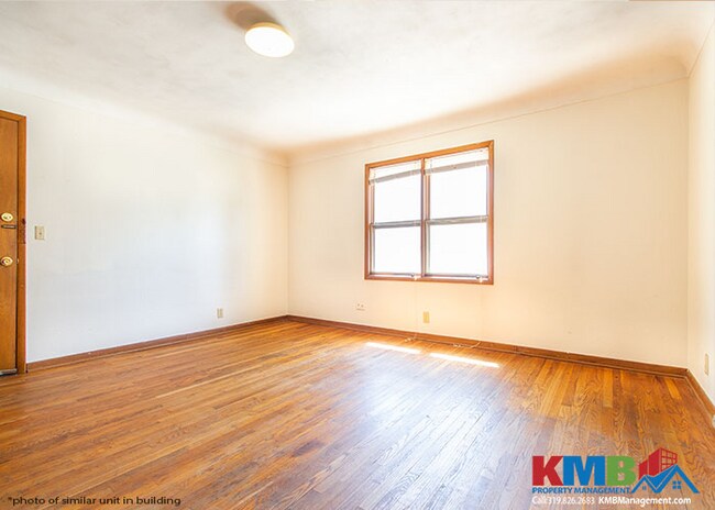 Building Photo - 307 30th Street Dr SE