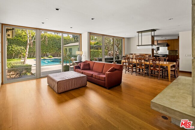 Foto del edificio - 211 18th St