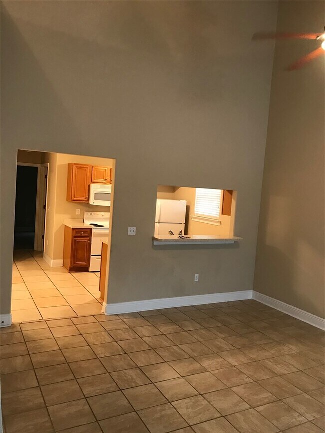Foto del edificio - 2222 Cedarbrook Ct