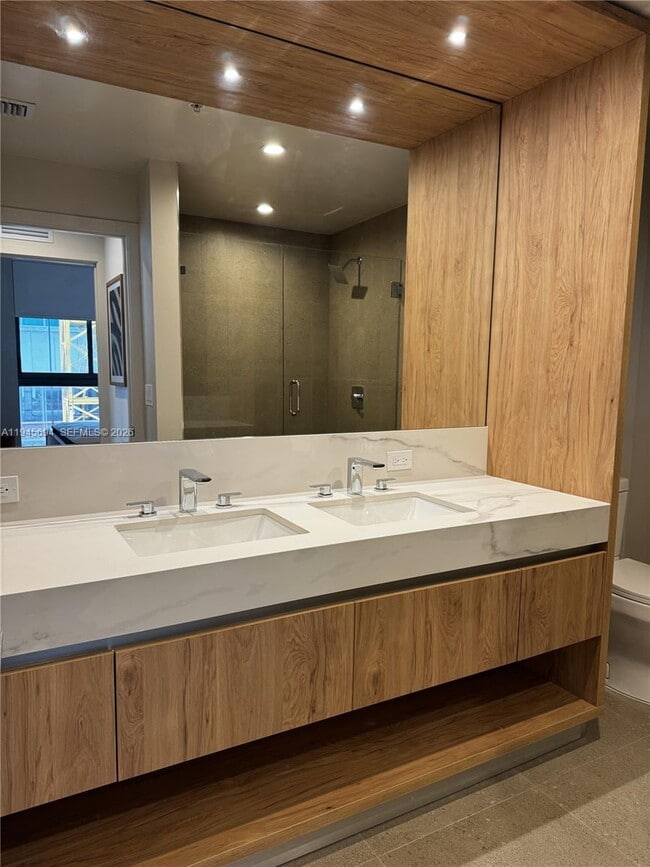 Foto del edificio - 11 NE 6th St