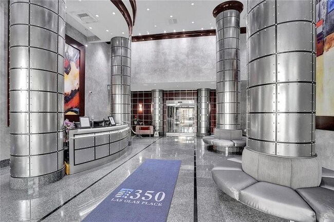 Foto del edificio - 350 SE 2nd St