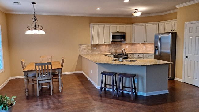 Building Photo - 2748 Sullivans Trce