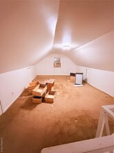 Building Photo - 224-17 Fairbury Ave