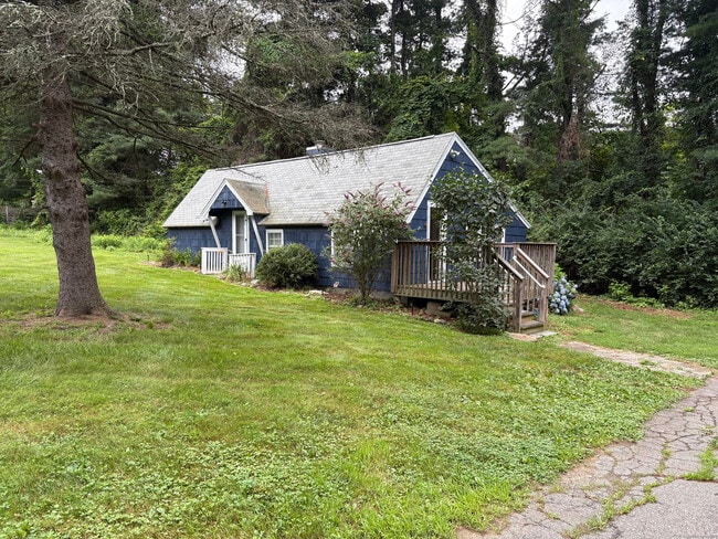 Building Photo - 1167 Bullet Hill Rd