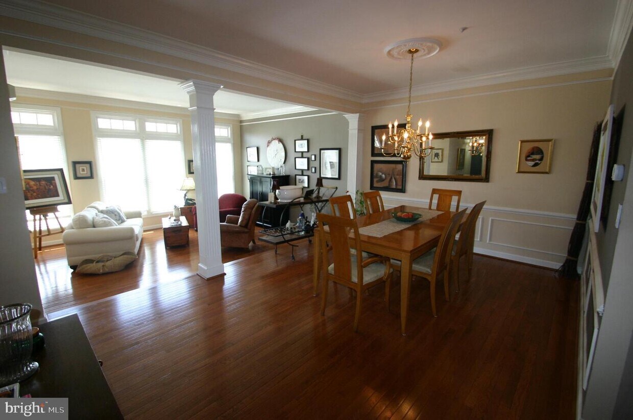 10513 Sunny Brooke Ln, Potomac, MD 20854 Townhouse for Rent in