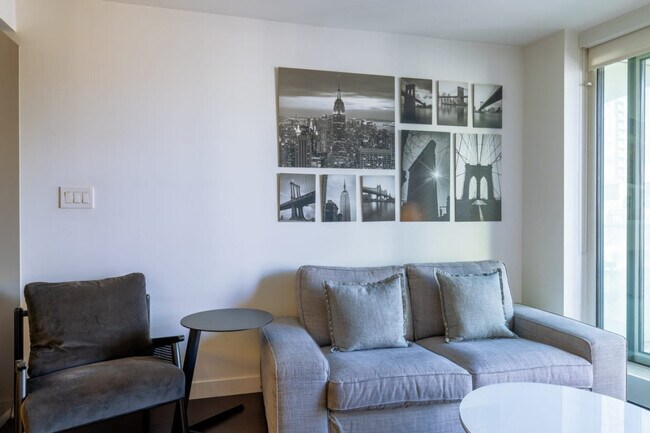 Photo du bâtiment - 777 Richards St