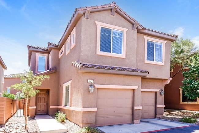 Building Photo - 643 Calamus Palm Pl