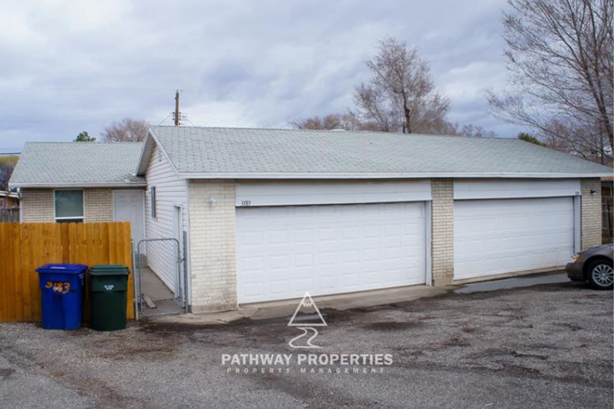 Photo - 3183-3183 S Harlingen Cir (West Valley City, UT)