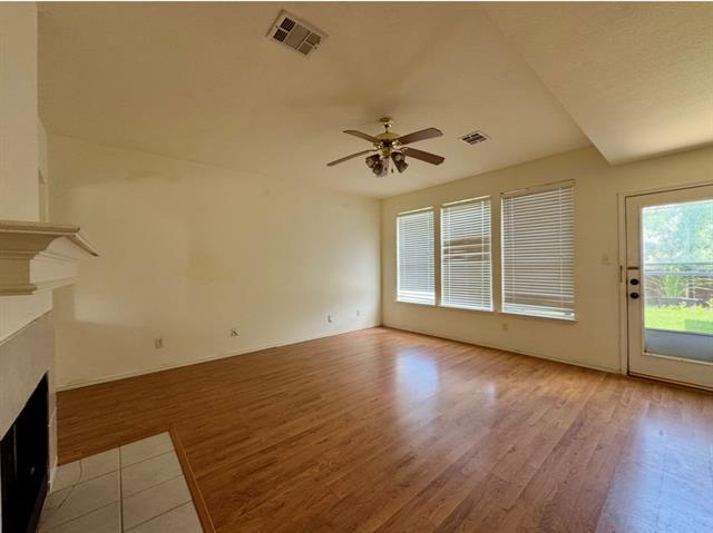 Foto del edificio - 2464 Deer Horn Dr