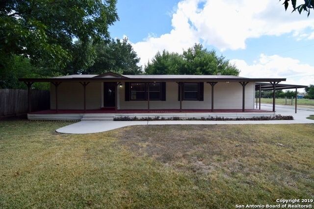Primary Photo - 9626 Presa St