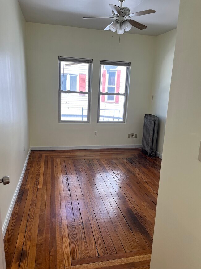 Foto del edificio - 499 Wilder St