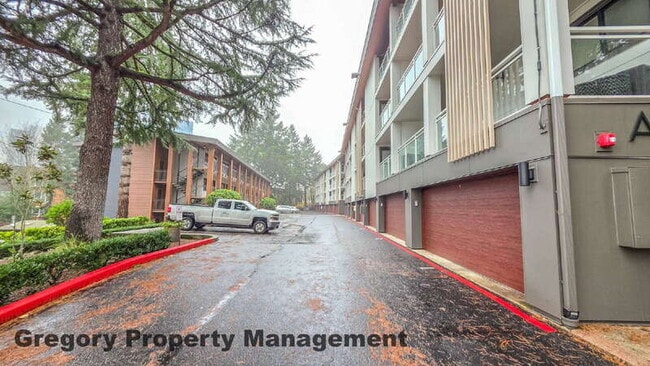 Foto del edificio - 130 105th Ave SE