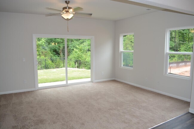 Foto del edificio - 258 Yorktown Ln