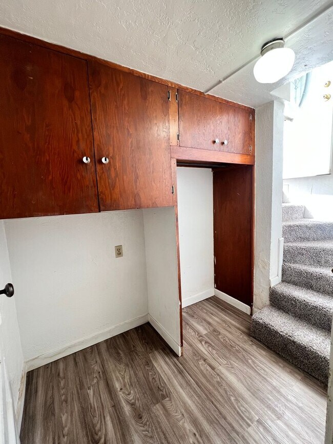 Foto del edificio - 926 E Halliday St