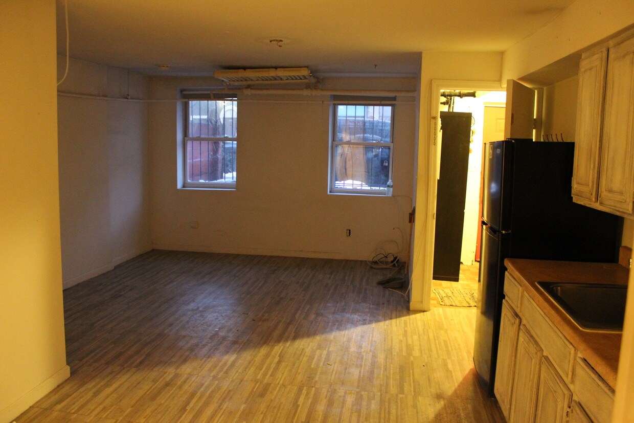 Foto principal - 570 Saint Marks Ave