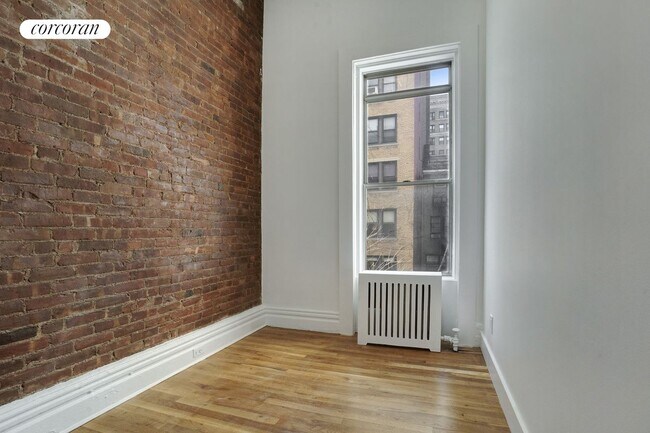 Foto del edificio - 124 W 73rd St