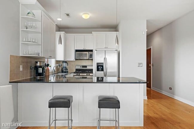 Building Photo - 2 br, 2 bath Condo - 1516 W Grand Ave