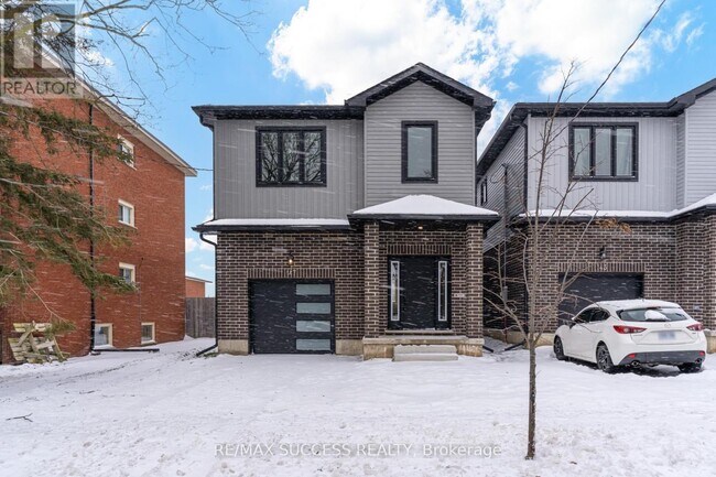 Building Photo - 147 Siebert Ave