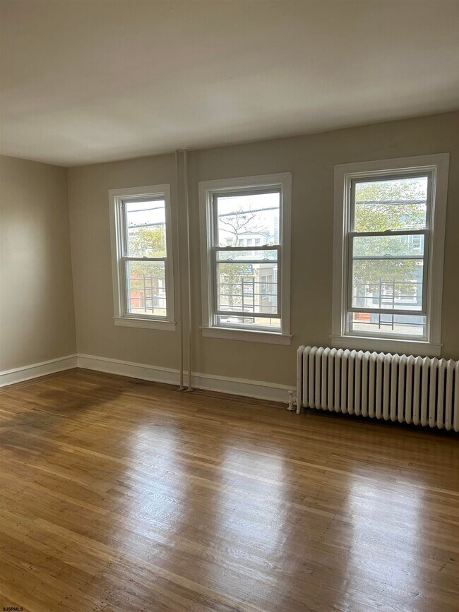 Building Photo - 4012 Ventnor Ave