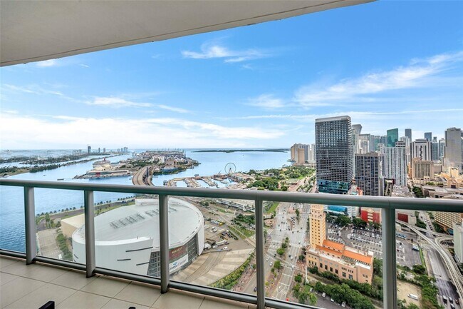 Building Photo - 888 Biscayne Blvd