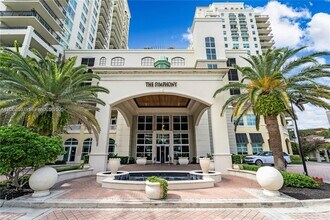 Building Photo - 600 W Las Olas Blvd