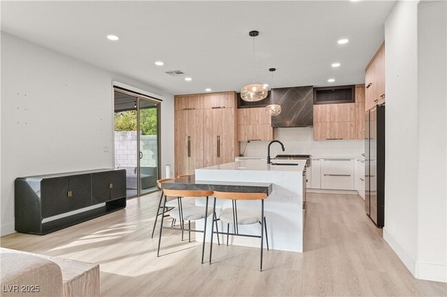 Building Photo - 5571 S Spearfish Lake Ct