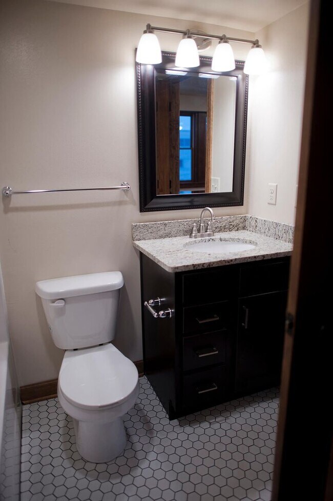 Foto del edificio - Beverly Lofts 106