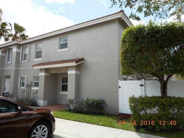 Foto del edificio - 5403 SW 126th Terrace