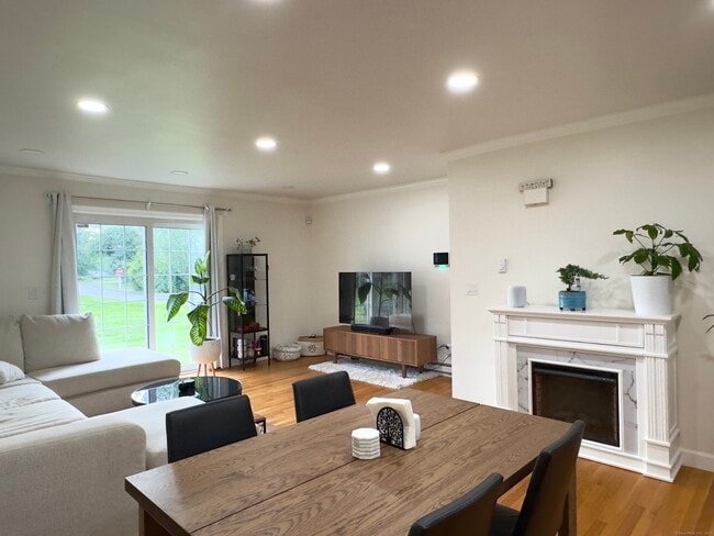 Building Photo - 79 Prange Rd