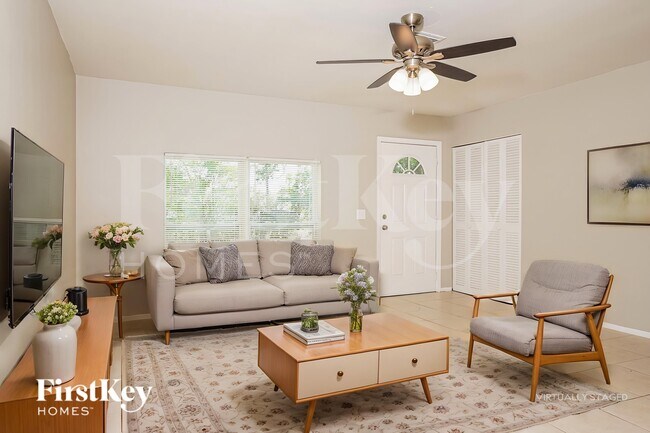 Foto del edificio - 1633 Hayworth Rd