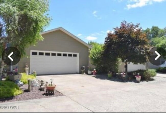 Building Photo - 22 Twin Willows Dr