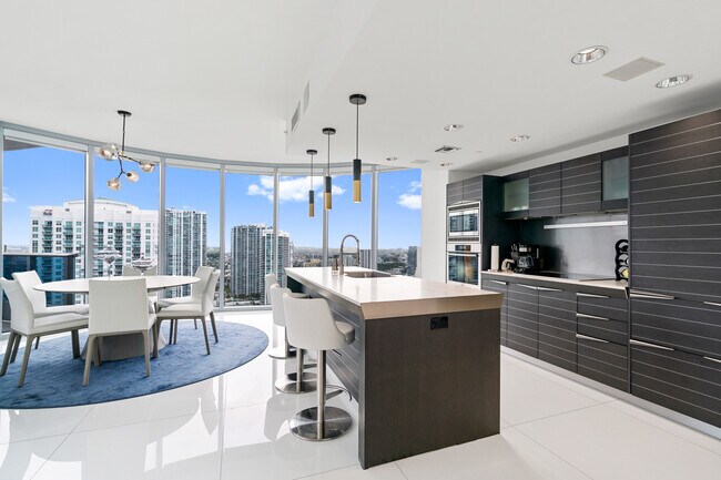 Foto del edificio - 200 Biscayne Blvd Way