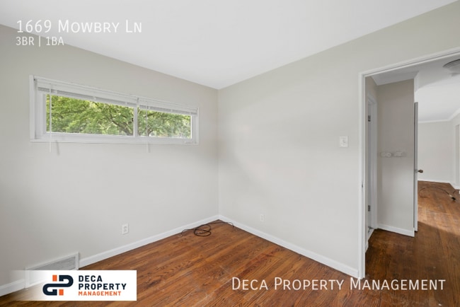 Building Photo - 1669 Mowbry Ln