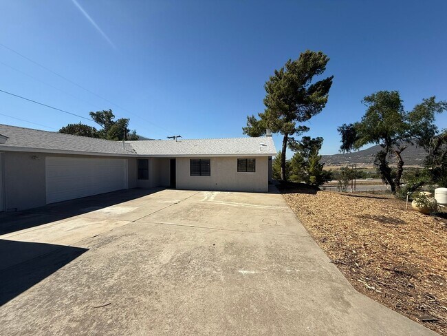 Foto del edificio - 2 ON 1 PROPERTY in ALPINE! 3BR/2BA home PL...