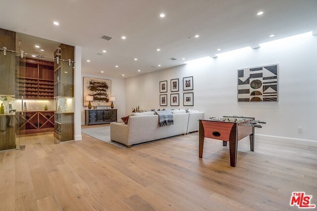 Foto del edificio - 9714 Holcomb St