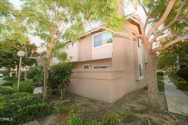 Building Photo - 5301 Columbus Pl