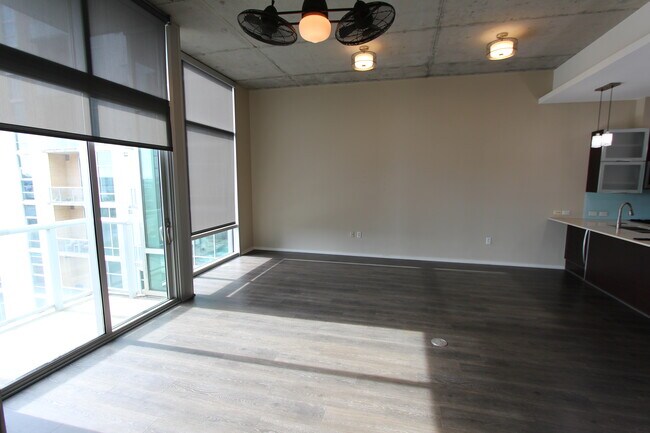 vista desde el balcón - 700 12th Ave S