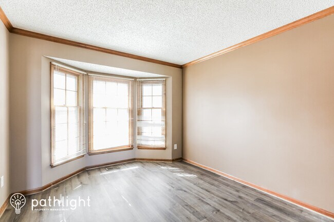 Building Photo - 16102 West 79th Terrace, Lenexa, KS, 66219