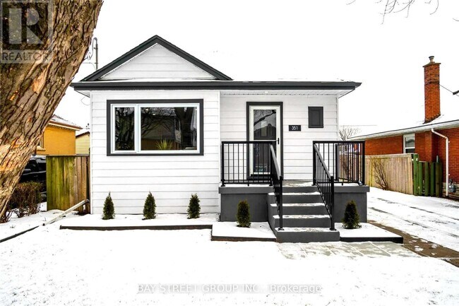 Photo du bâtiment - 351 E 27th St