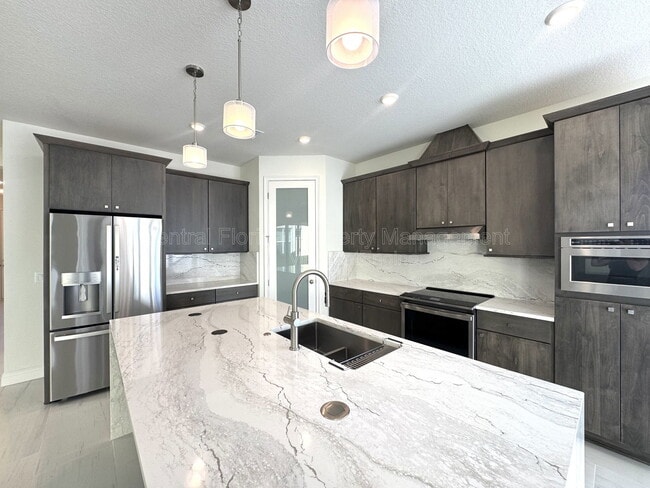 Building Photo - 9819 Gobat Aly