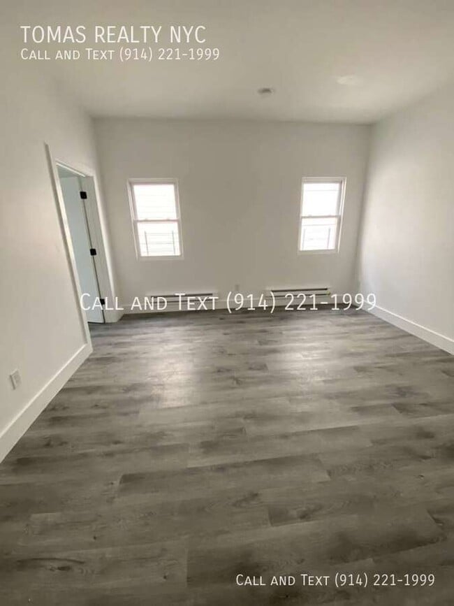 Building Photo - 25 Riverview Pl