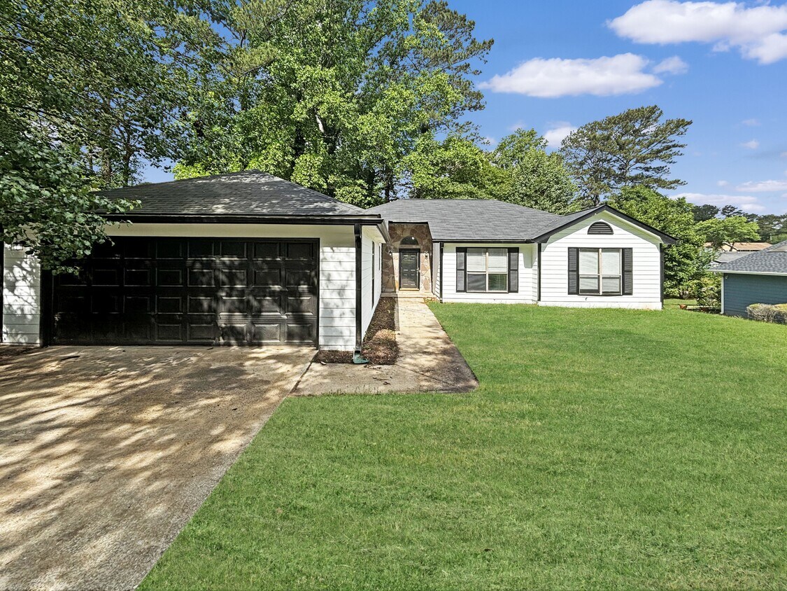 Primary Photo - 9032 Gardener Dr