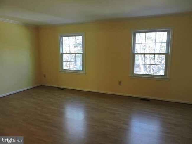 Building Photo - 9644 Kanfer Ct